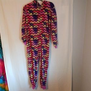 Hooded onsie with pockets